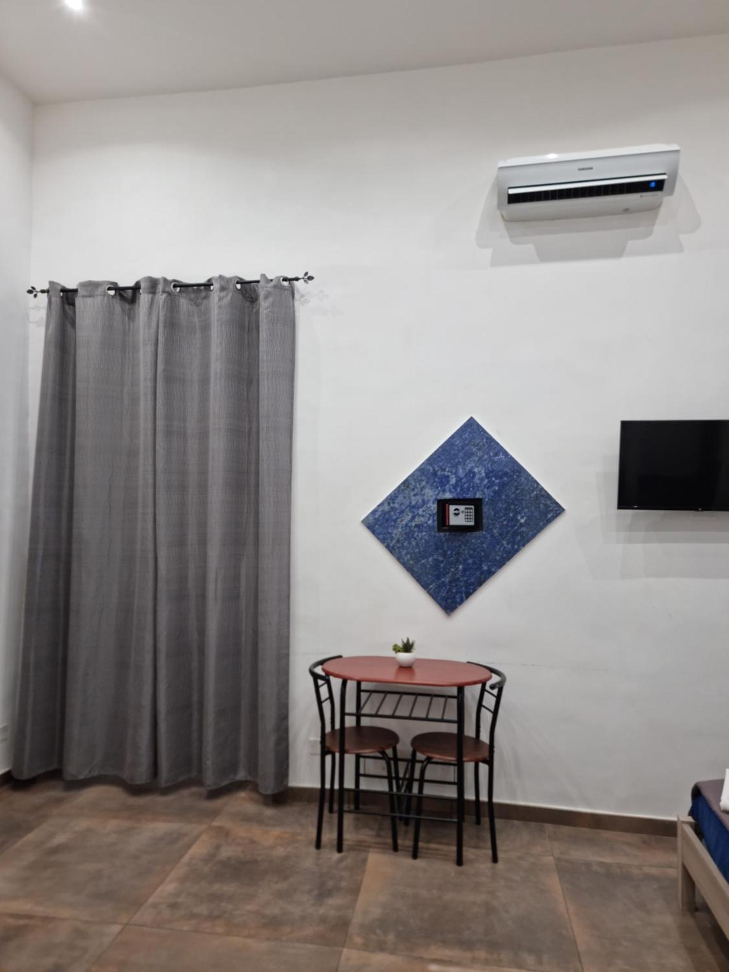El Corazon De Napoles ,centro Storico Bed & Breakfast Napoli