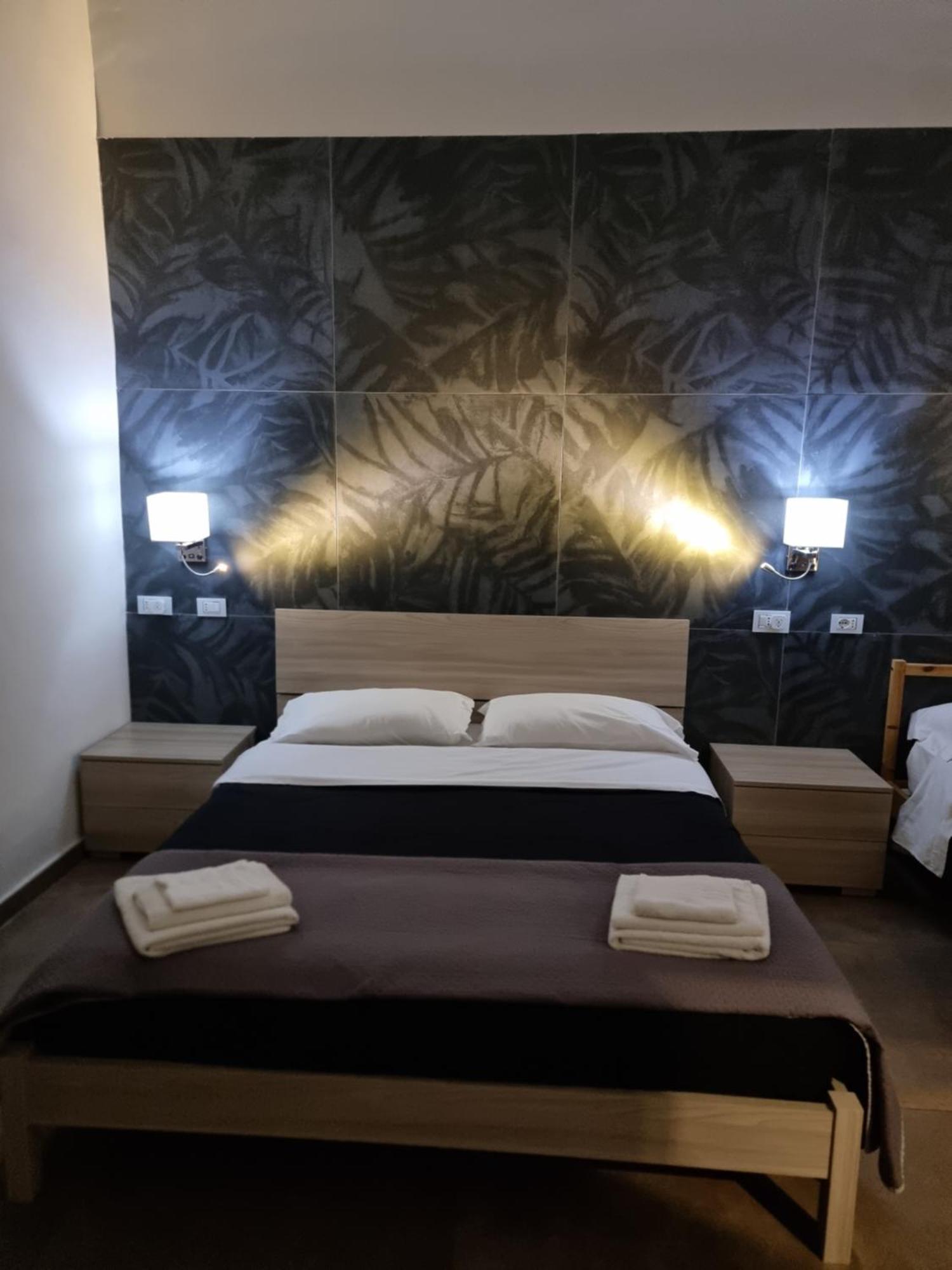 Bed & Breakfast El Corazon De Napoles ,centro Storico Napoli