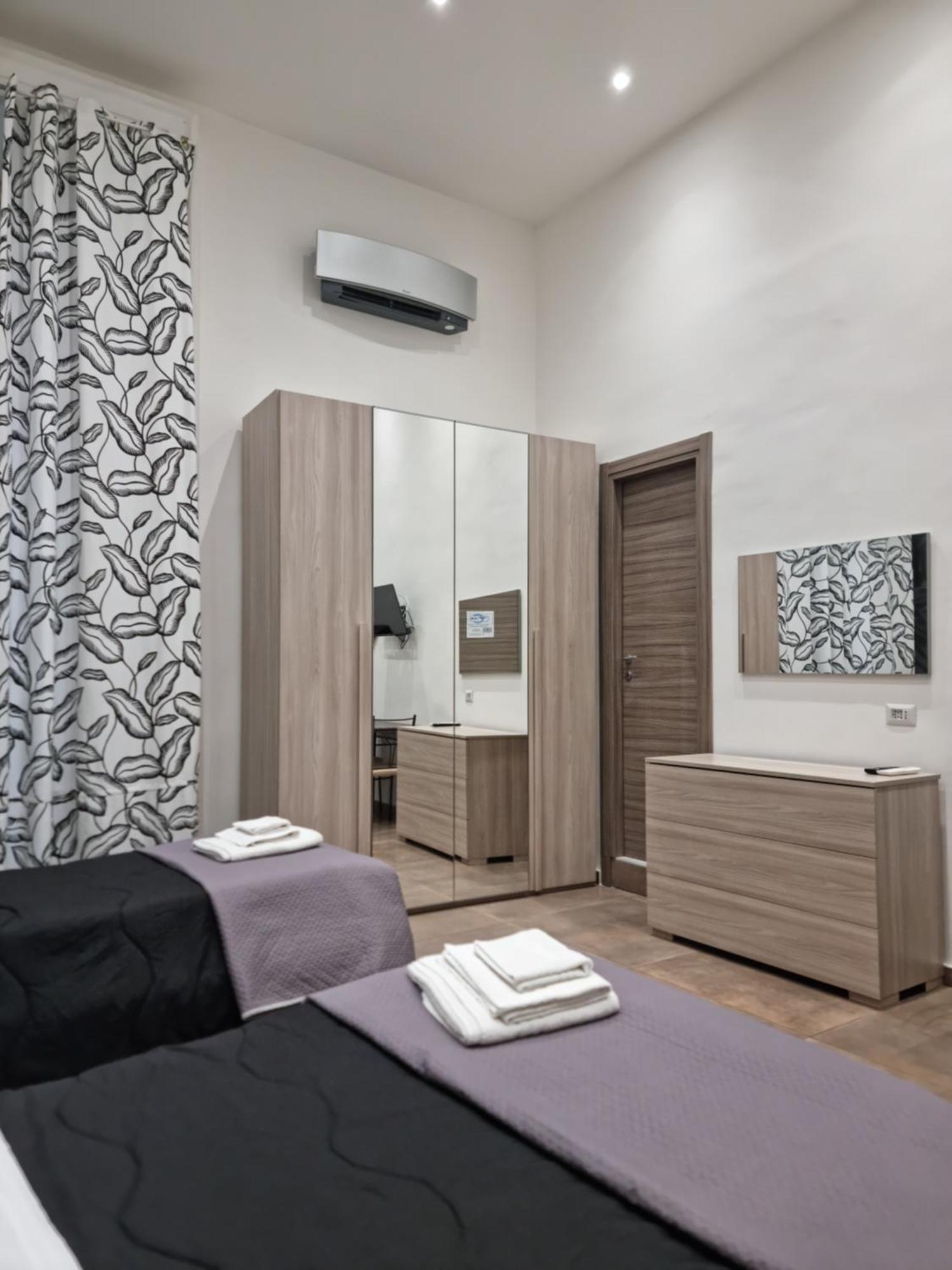 El Corazon De Napoles ,centro Storico Bed & Breakfast Napoli